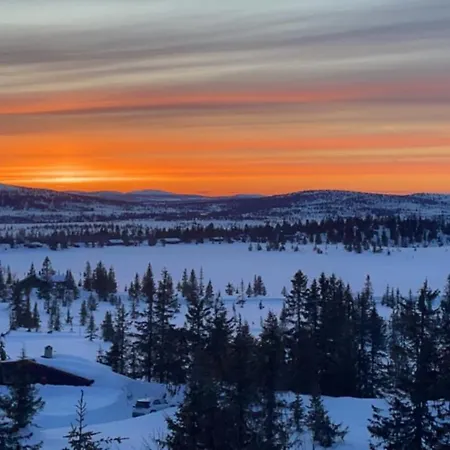 Med Anneks Og Fantastisk Utsikt Pa Ljosheim * Mesnali