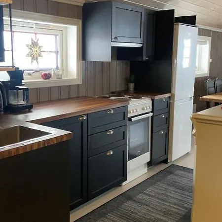 Holiday home Med Anneks Og Fantastisk Utsikt Pa Ljosheim Mesnali
