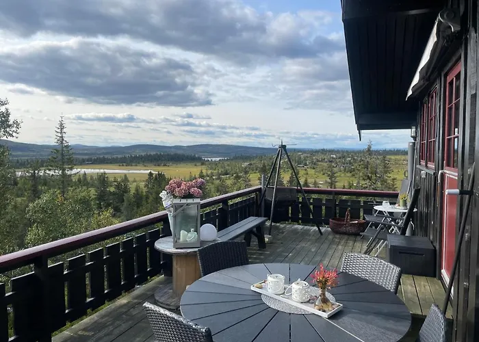 بيت للعطل Med Anneks Og Fantastisk Utsikt Pa Ljosheim *